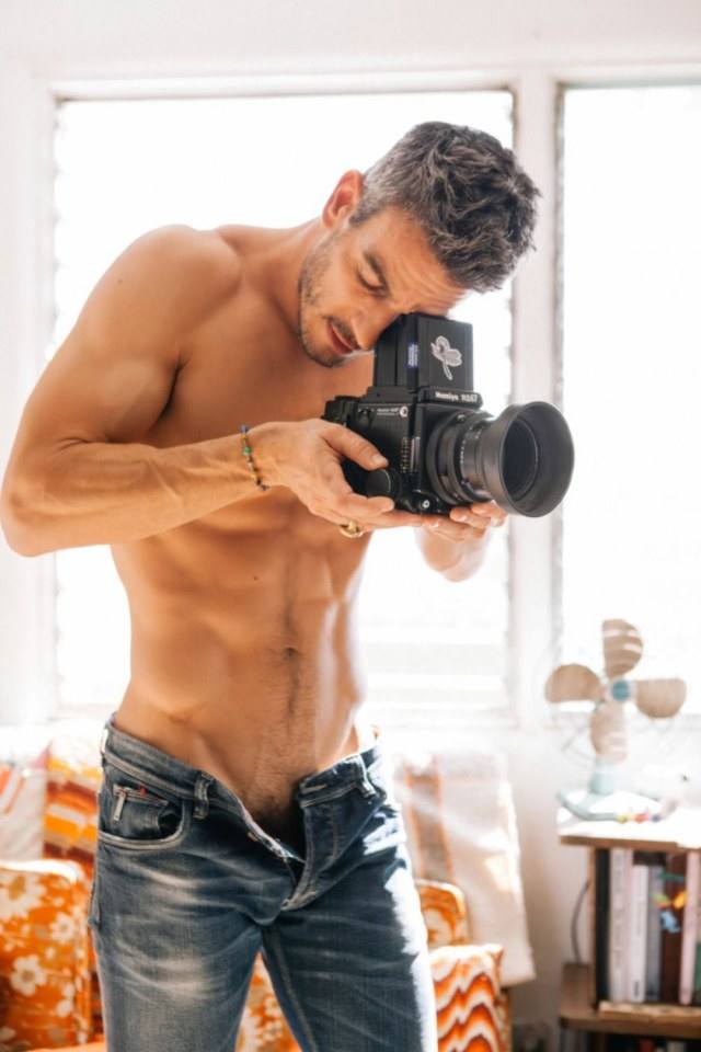 hot male 336 (18+)