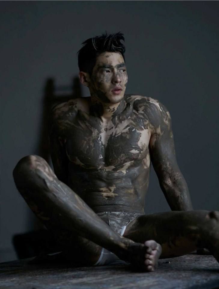 hot male 336 (18+)