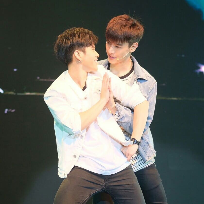 ทิวเดย์ เรือลำนี้ จะอยู่หรือจะหล่ม มีไผตอบได้บ่สายวาย
