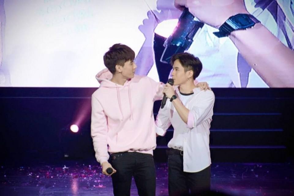 ทิวเดย์ เรือลำนี้ จะอยู่หรือจะหล่ม มีไผตอบได้บ่สายวาย