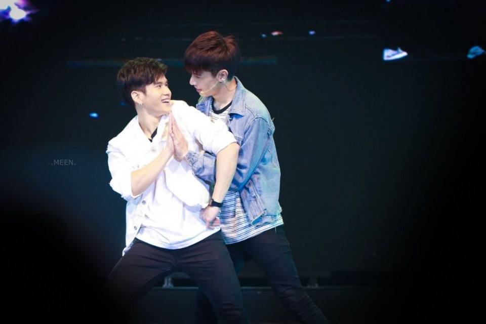 ทิวเดย์ เรือลำนี้ จะอยู่หรือจะหล่ม มีไผตอบได้บ่สายวาย