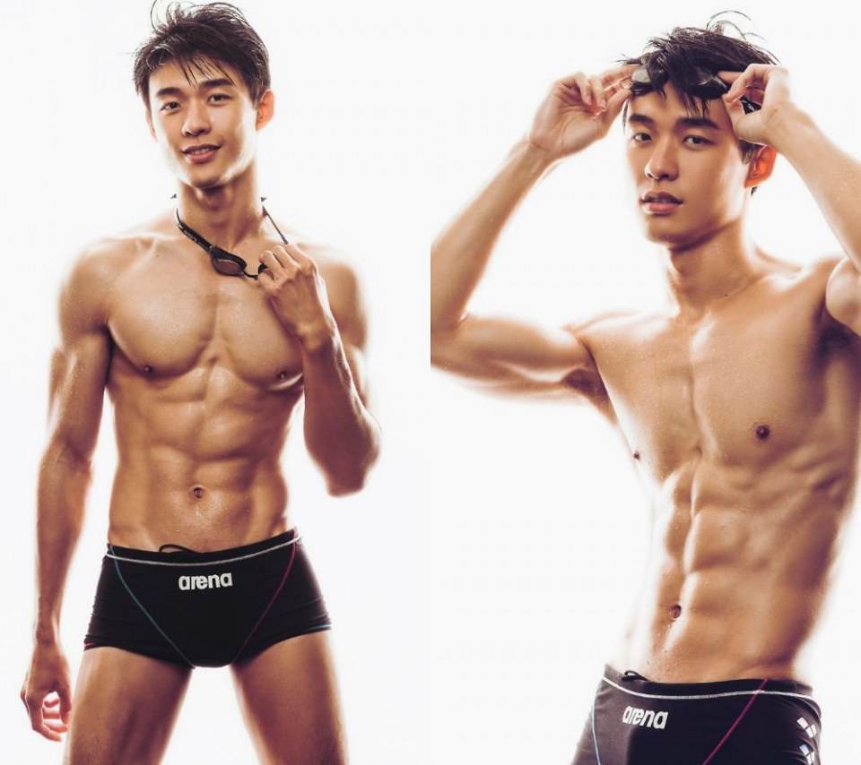 Hot guy in underwear 306