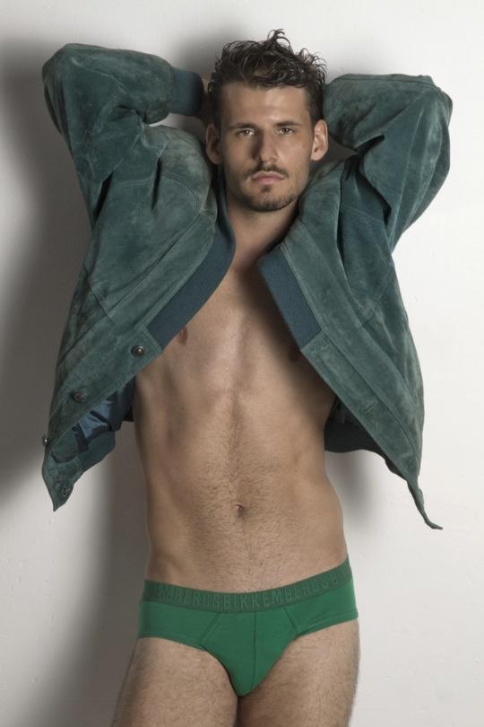 Hot guy in underwear 306