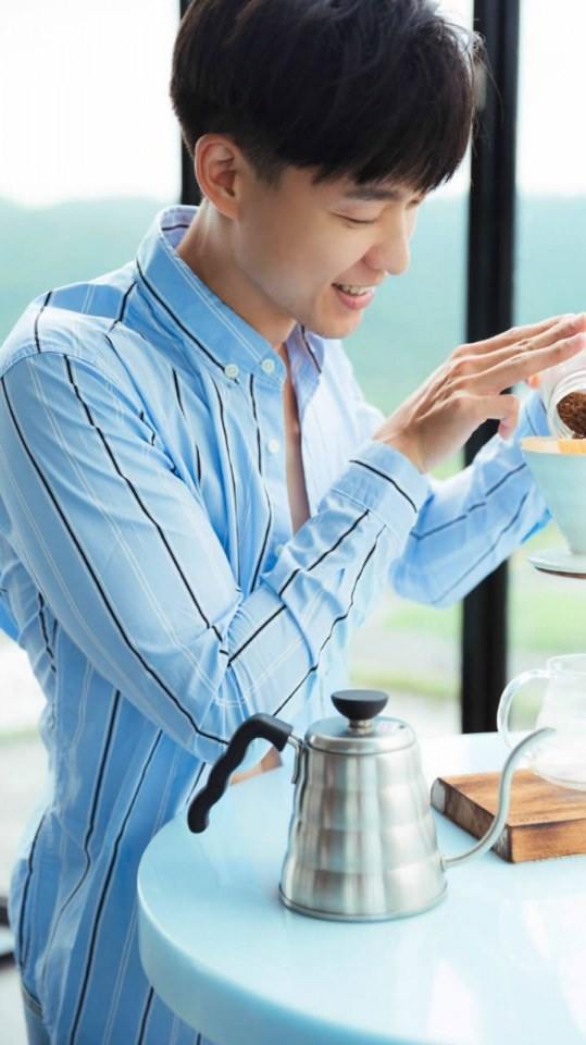 หล่อน่ารัก
