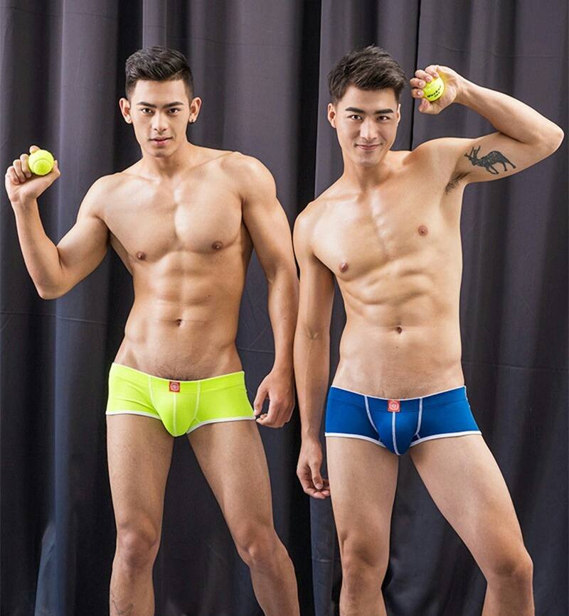 hot male 337 (18+)