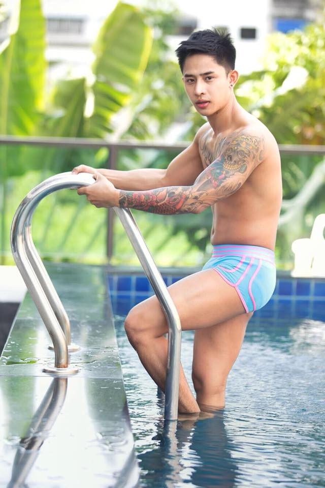หนุ่มหล่อขึ้นปก 12