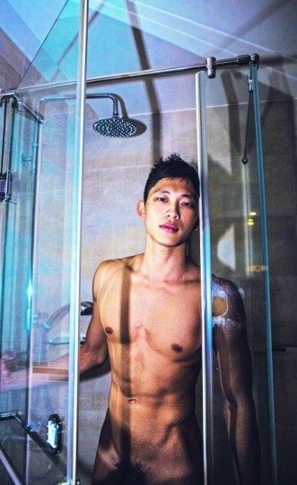 hot male 338 (18+)