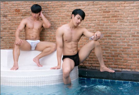 ถอดโชว์เรือนร่าง 2023