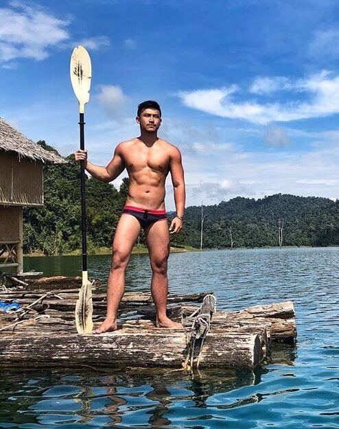 ถอดโชว์เรือนร่าง 2028