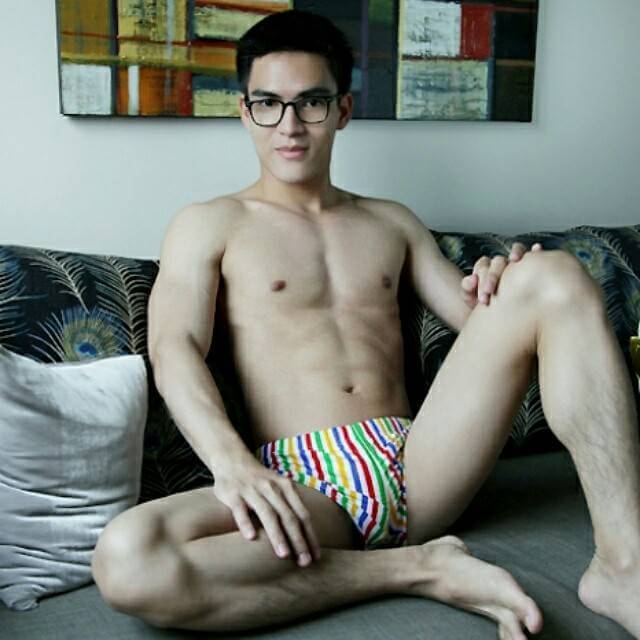 ถอดโชว์เรือนร่าง 2031
