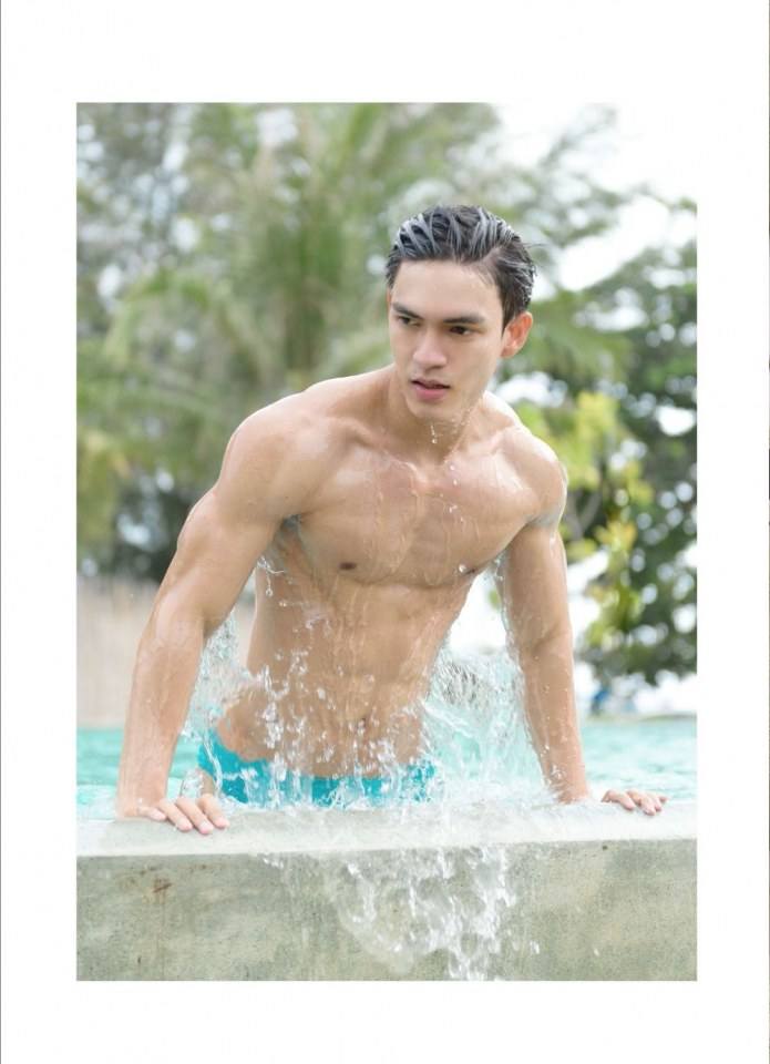 ถอดโชว์เรือนร่าง 2031