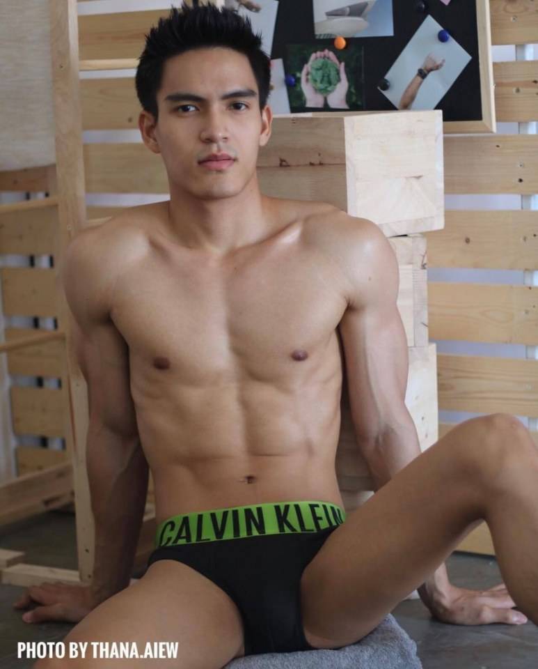 ถอดโชว์เรือนร่าง 2031