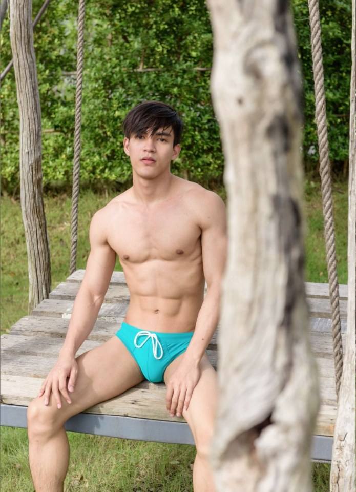 ถอดโชว์เรือนร่าง 2031