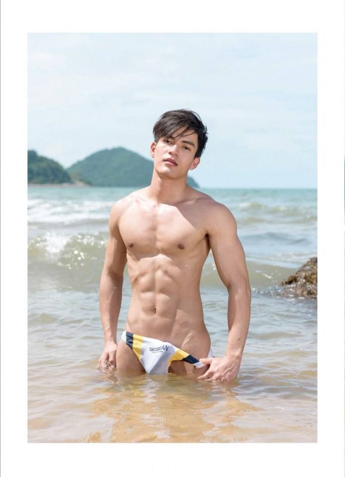 ถอดโชว์เรือนร่าง 2031