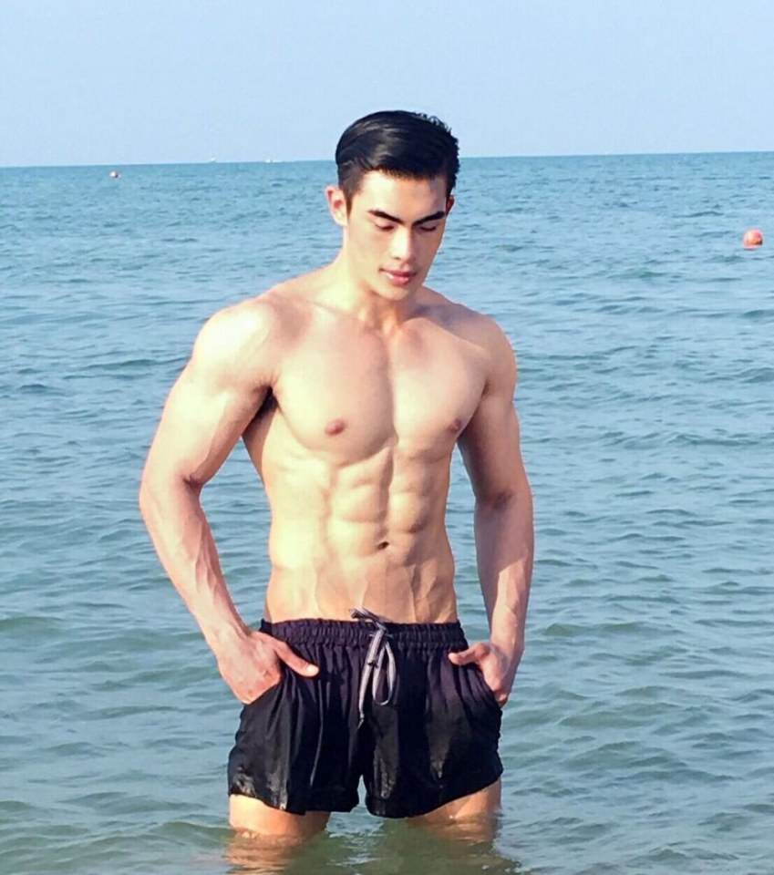 อยากเลียมั้ย?