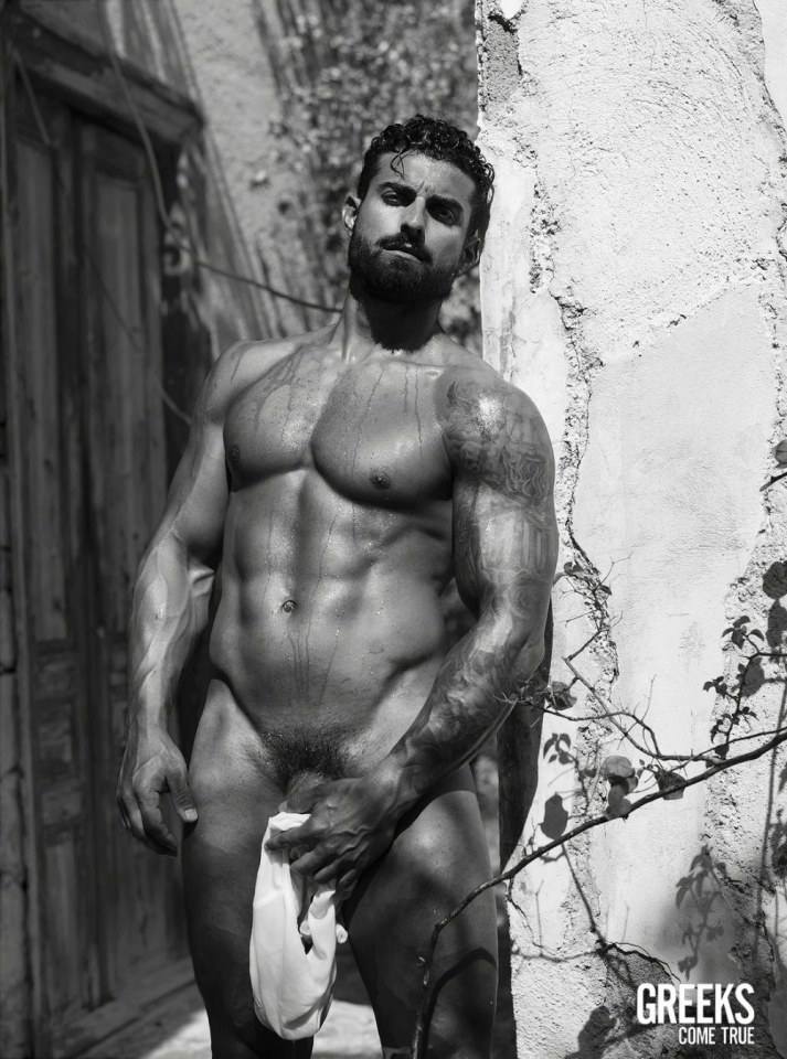 hot male 341 (18+)