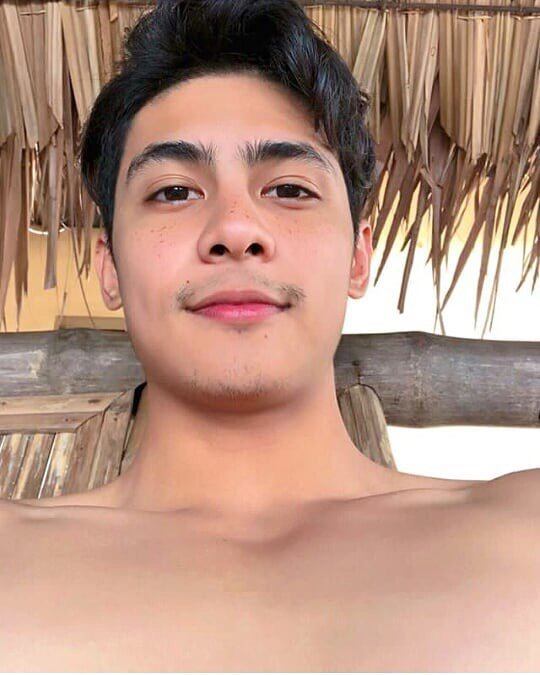 หล่อลงให้เลีย