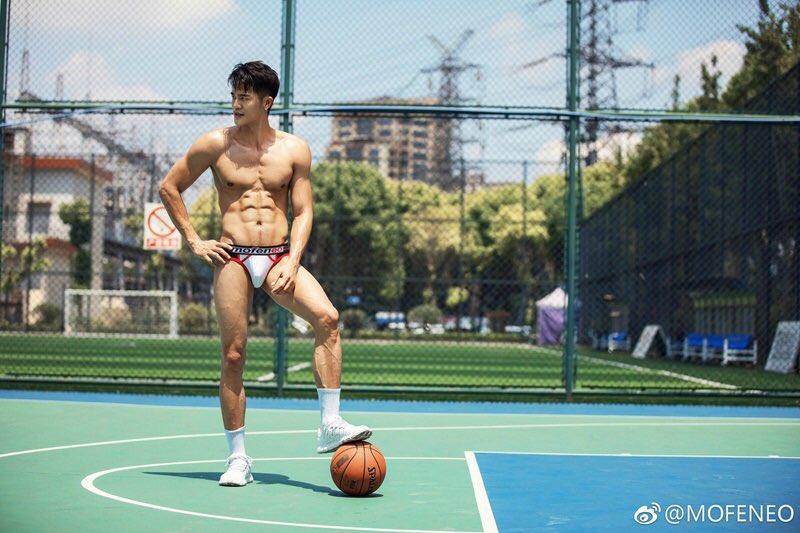 หล่อลงให้เลีย