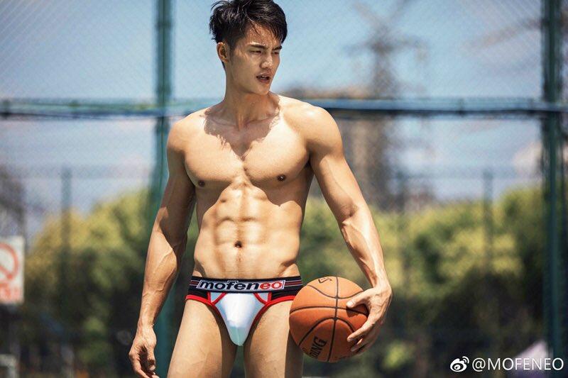 หล่อลงให้เลีย