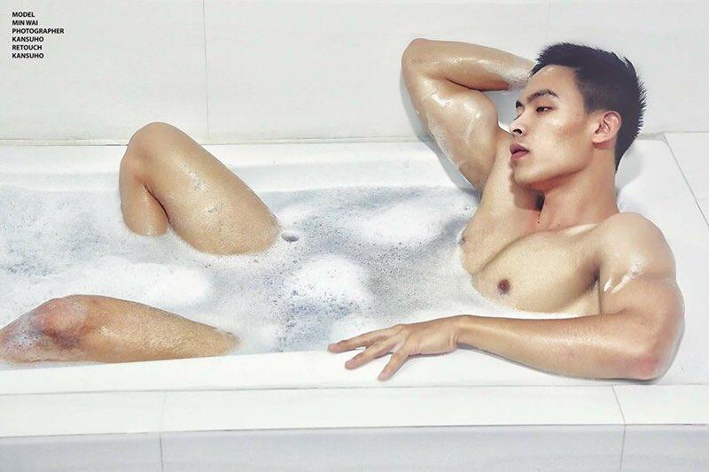หล่อลงให้เลีย
