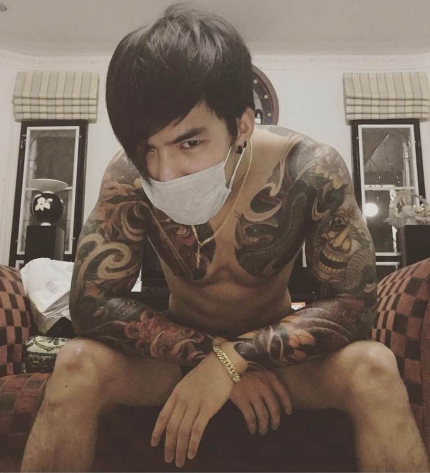 ไหนมาลูบดูซิ  สักจริงหรือปลอม 2,462