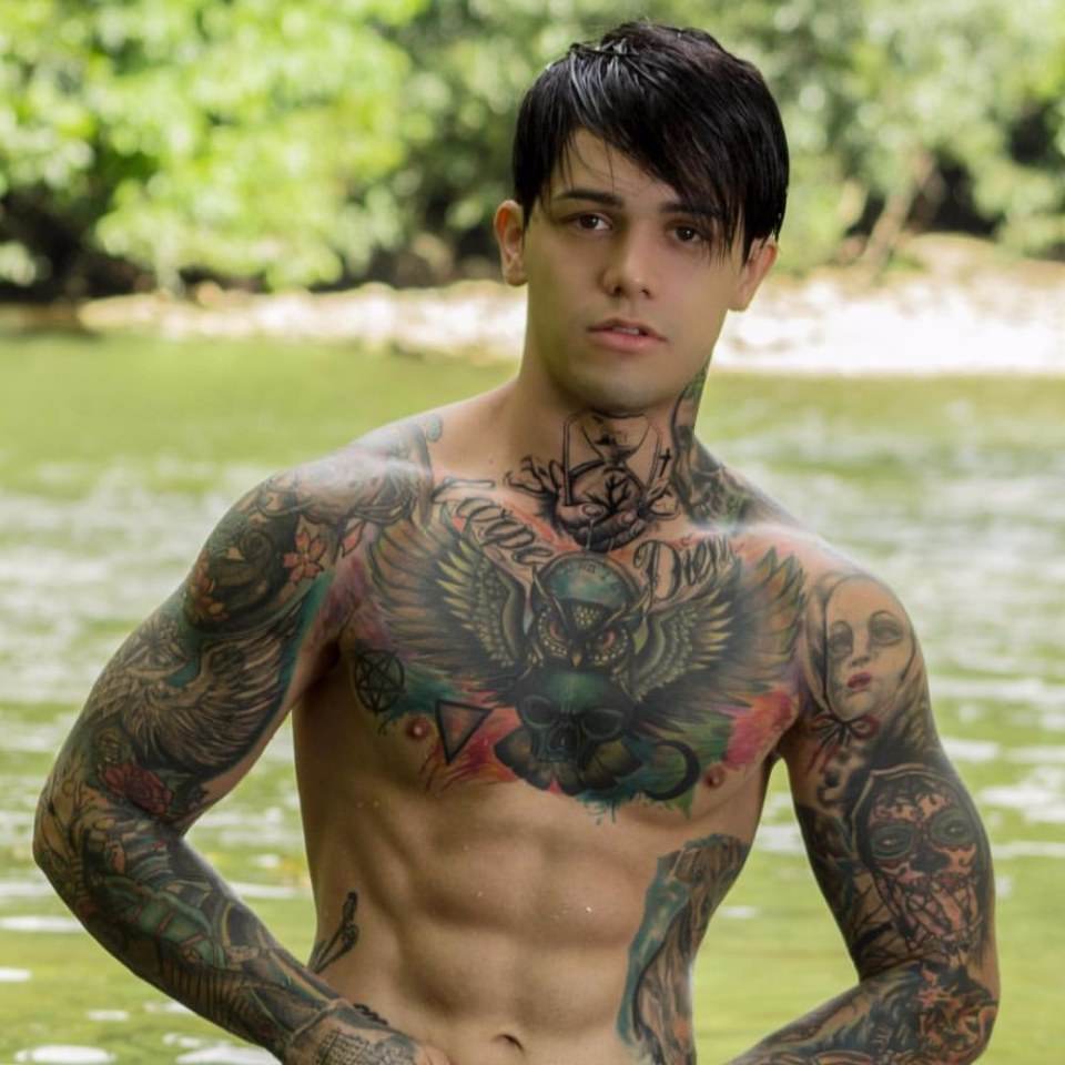 ไหนมาลูบดูซิ  สักจริงหรือปลอม 2,462