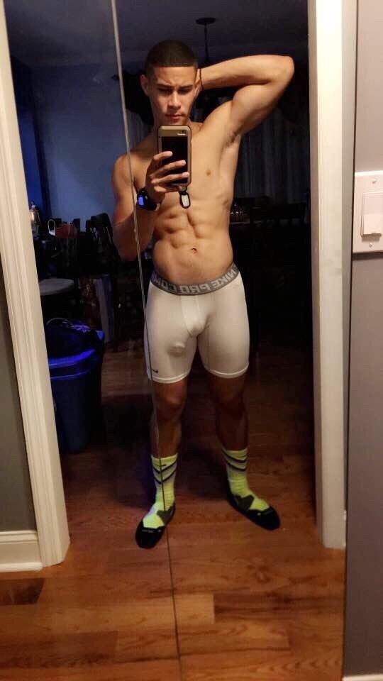 hot male 342 (18+)