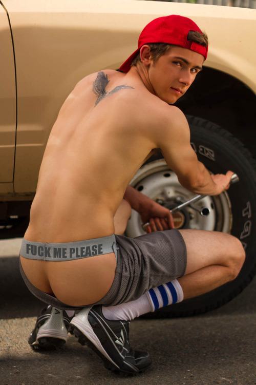 hot male 342 (18+)