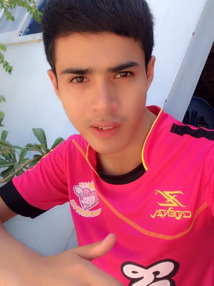 หนุ่มอีสานสุดหล่อ