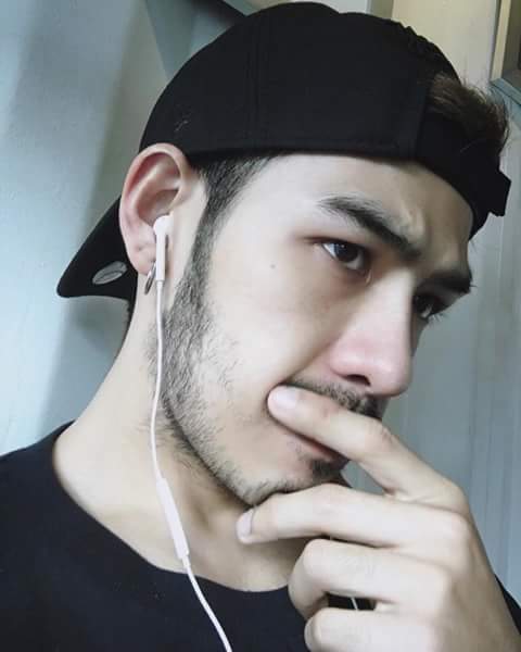 ชายแท้สุดหล่อหุ่นล่ำ