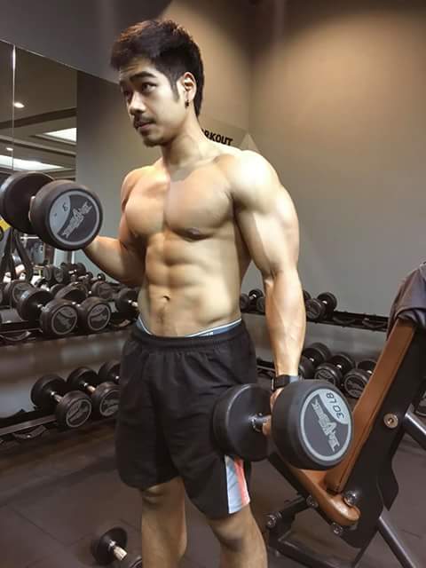 ชายแท้สุดหล่อหุ่นล่ำ^^