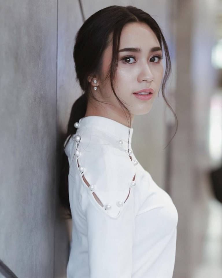 พลอย​ ร​ั​ญ​ด​ภา​