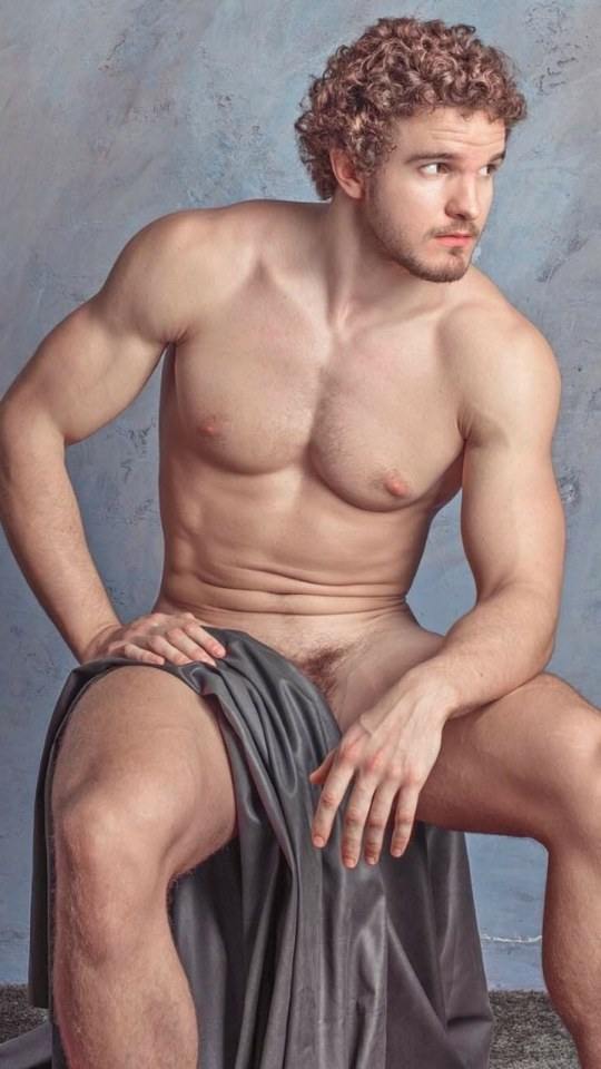 hot male 343 (18+)