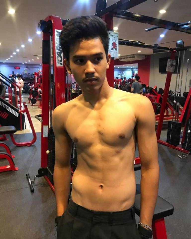 หล่อเข้มๆ