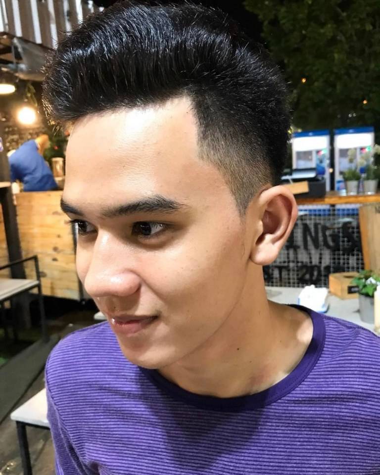 หล่อเข้มๆ