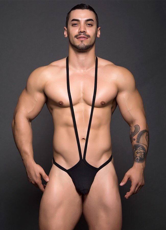 hot male 344 (18+)
