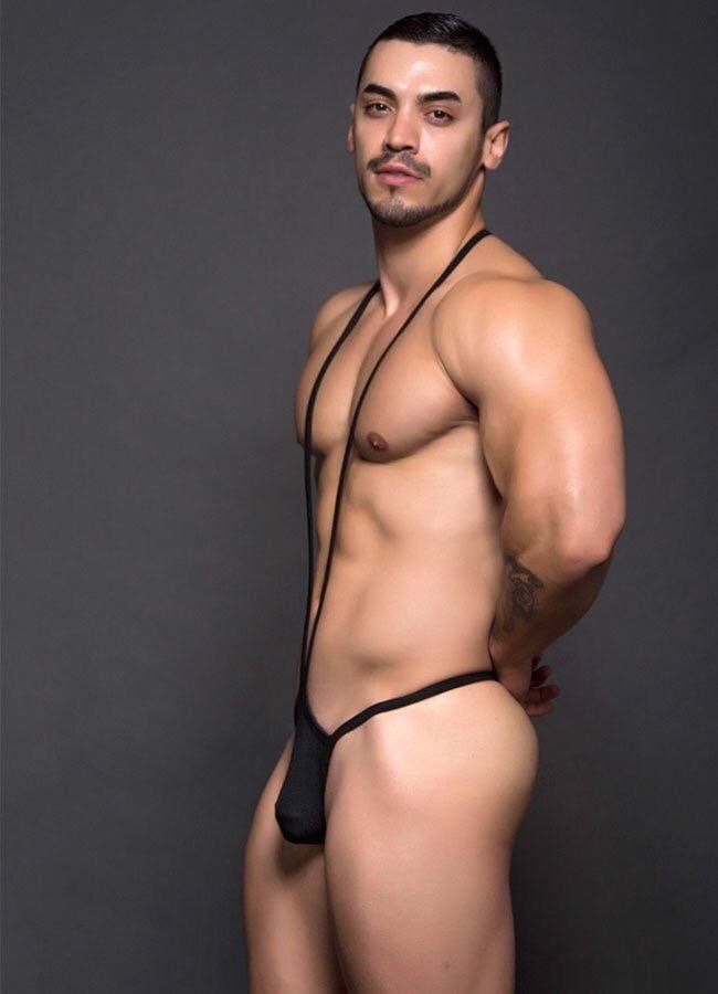 hot male 344 (18+)