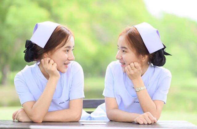 ศาลารักษา ... ฅน เมา หริอ พวก โรคประจำตัว ไม่ปวดหัวก็เป็นไข้ โรคประจำใจ ไม่ห่วงใย ก็คิดถึง ... แต่เธอ เปิดแล้วน่ะ ค่ะ