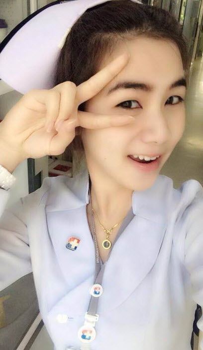 ศาลารักษา ... ฅน เมา หริอ พวก โรคประจำตัว ไม่ปวดหัวก็เป็นไข้ โรคประจำใจ ไม่ห่วงใย ก็คิดถึง ... แต่เธอ เปิดแล้วน่ะ ค่ะ