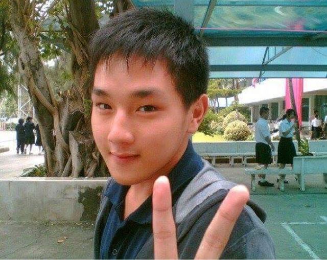 หนุ่มเตรียมอุดม><