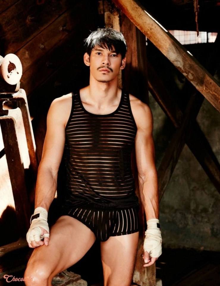 hot male 359 (18+)