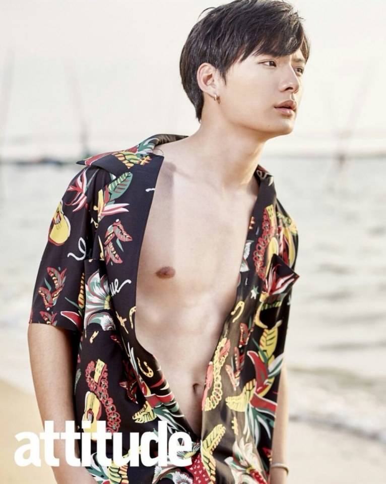 รอลุ้นนิตยสาร attitude คู่นี้กันเด้อ