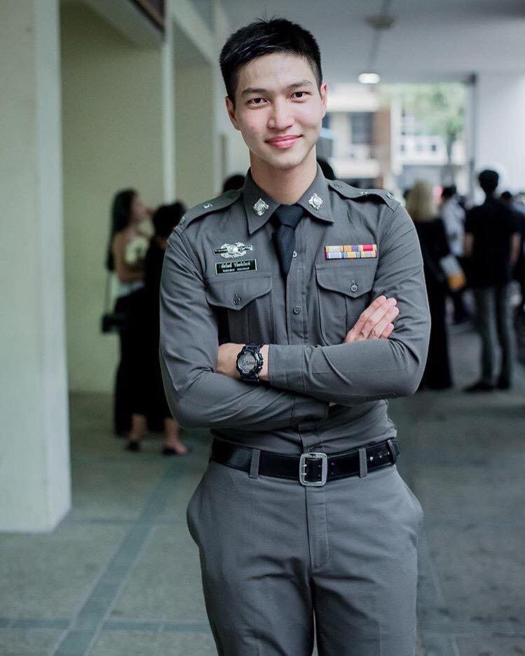 ทหาร-ตำรวจทรมานประชาชน ๑