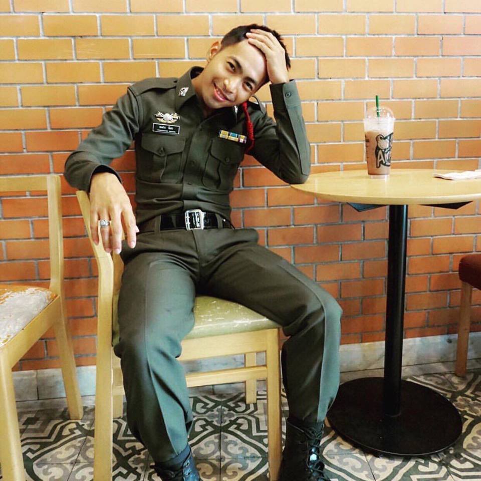 ทหาร-ตำรวจทรมานประชาชน ๑