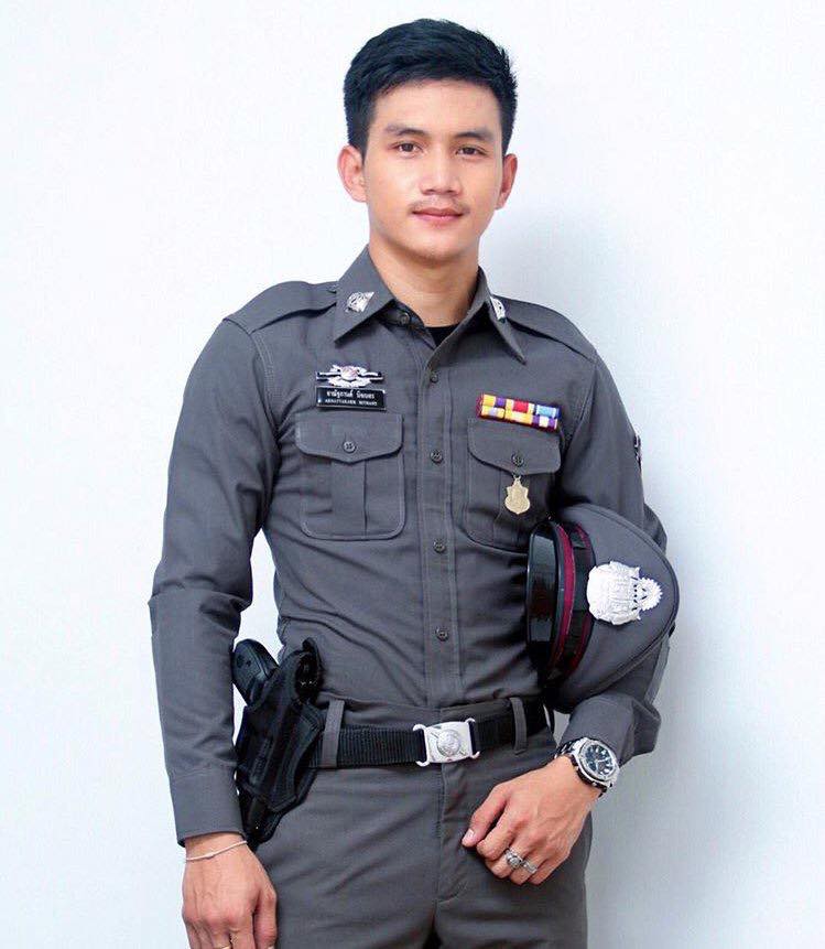 ทหาร-ตำรวจทรมานประชาชน ๒