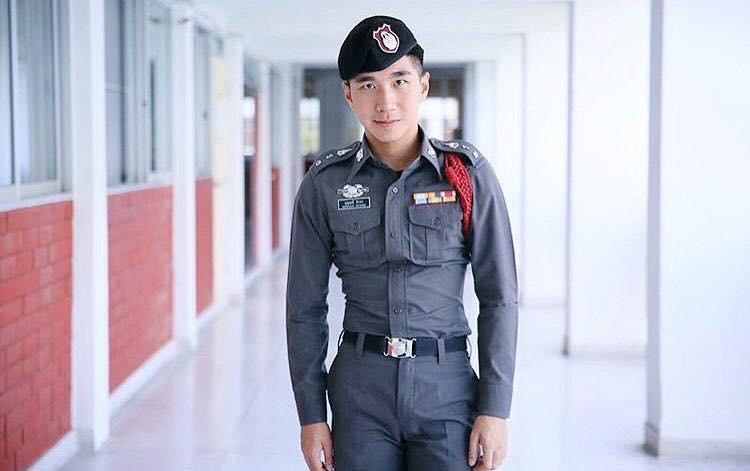 ทหาร-ตำรวจทรมานประชาชน ๒