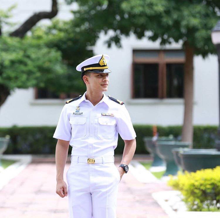 ทหาร-ตำรวจทรมานประชาชน ๓