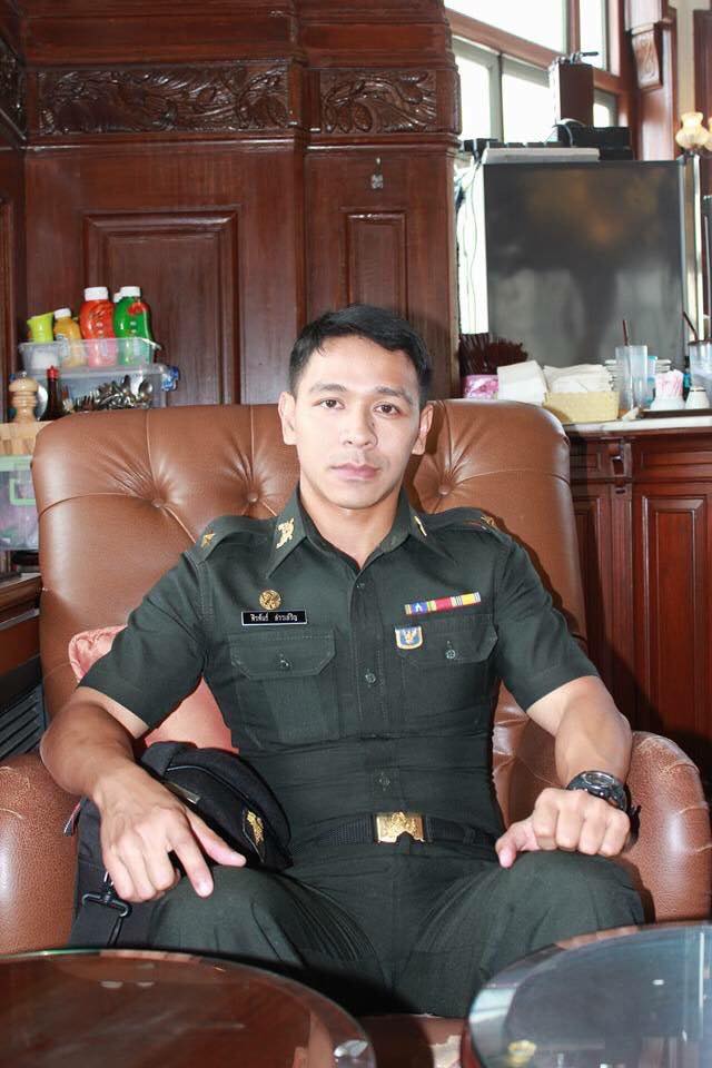 ทหาร-ตำรวจทรมานประชาชน ๓
