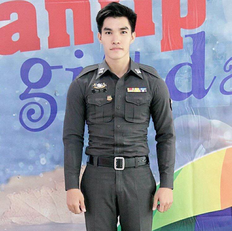 ทหาร-ตำรวจทรมานประชาชน ๓