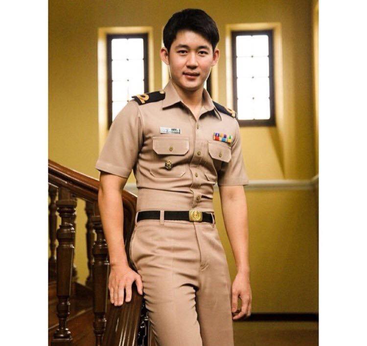 ทหาร-ตำรวจทรมานประชาชน ๓